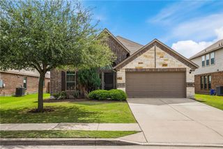 2002 S Ash CV, Hutto, TX 78634