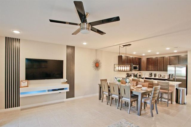4906 CORAL CASTLE DRIVE, Kissimmee, FL 34746