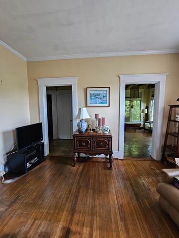 117 Shallowford Road, Chattanooga, TN 37404