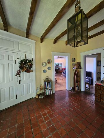 117 Shallowford Road, Chattanooga, TN 37404