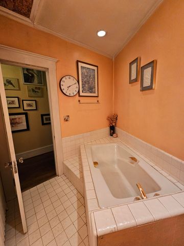 117 Shallowford Road, Chattanooga, TN 37404