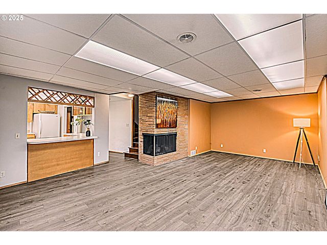 472 Se 72ND Ave, Portland, OR 97215