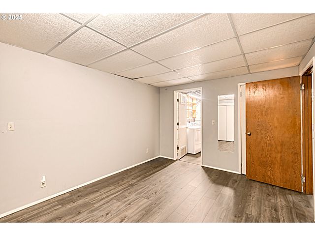 472 Se 72ND Ave, Portland, OR 97215