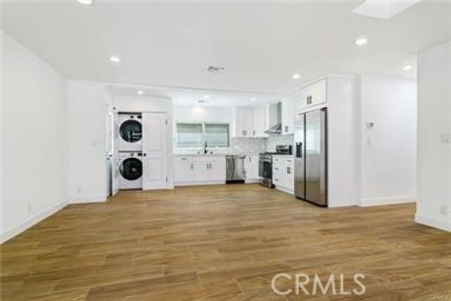 5706 Burnet Avenue, Van Nuys, CA 91411