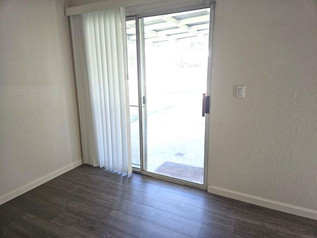 860 Mcarthur Avenue, Clovis, CA 93611