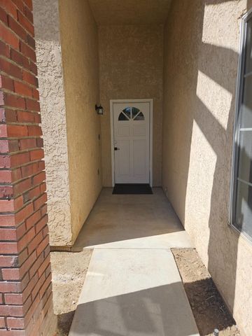 860 Mcarthur Avenue, Clovis, CA 93611