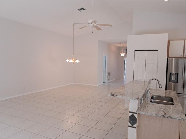 7260 SE Magellan Lane, Stuart, FL 34997