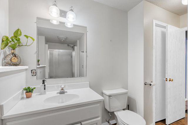 538 Devonshire Drive, Young America, MN 55397