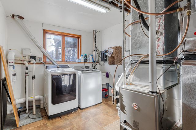 538 Devonshire Drive, Young America, MN 55397