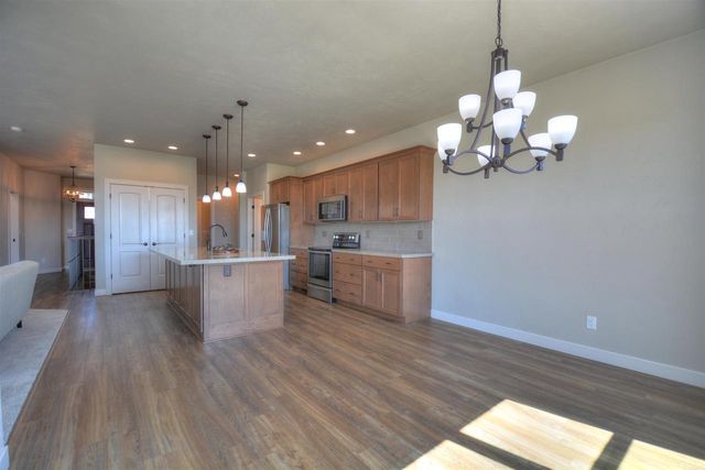 4499 W TRASINO WAY, Appleton, WI 54913
