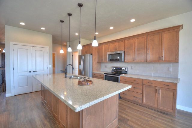 4499 W TRASINO WAY, Appleton, WI 54913