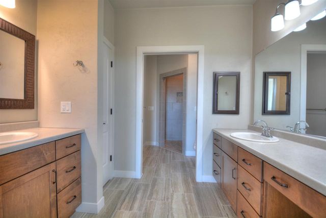 4499 W TRASINO WAY, Appleton, WI 54913