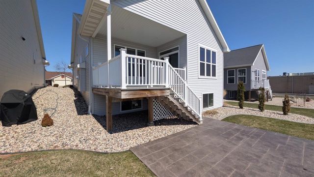 4499 W TRASINO WAY, Appleton, WI 54913