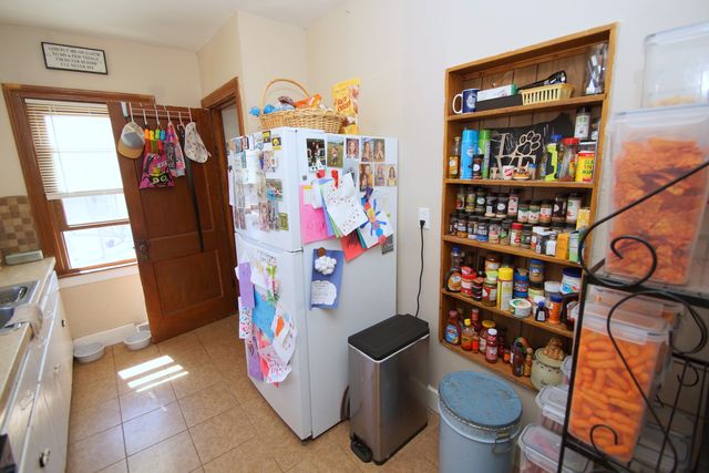 1307 W 36th Street, Davenport, IA 52806