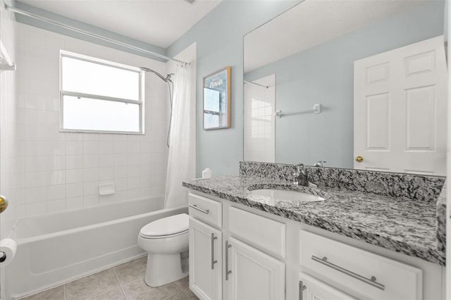 158 BAREFOOT BEACH WAY, Kissimmee, FL 34746