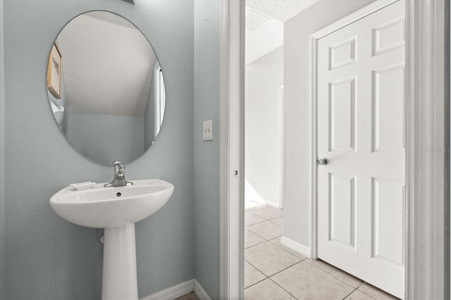 158 BAREFOOT BEACH WAY, Kissimmee, FL 34746