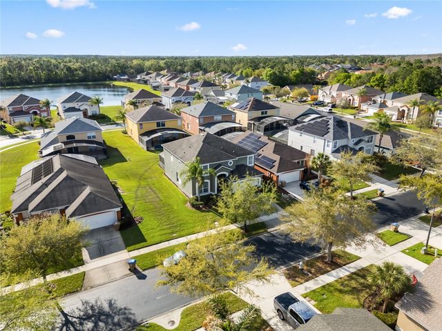 158 BAREFOOT BEACH WAY, Kissimmee, FL 34746