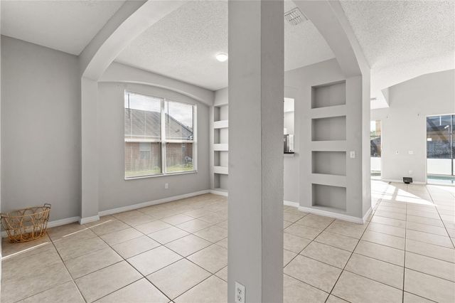 158 BAREFOOT BEACH WAY, Kissimmee, FL 34746