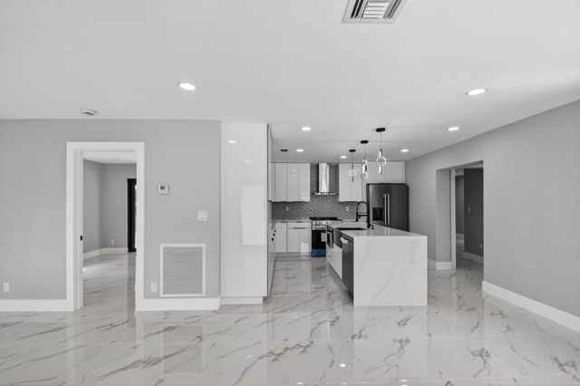 3192 Riddle Road, West Palm Beach, FL 33406