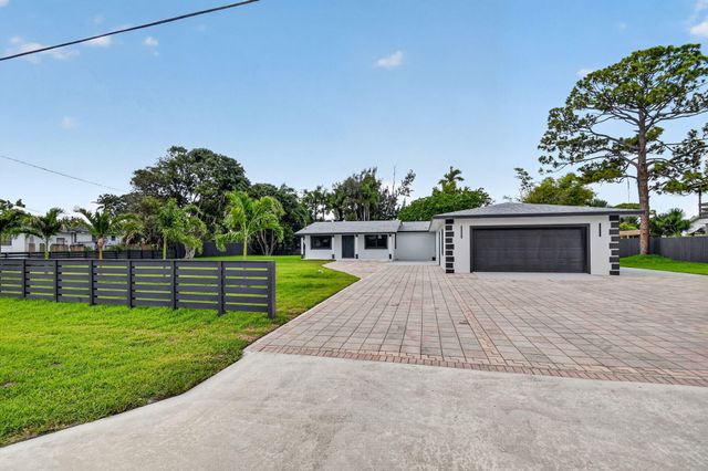 3192 Riddle Road, West Palm Beach, FL 33406