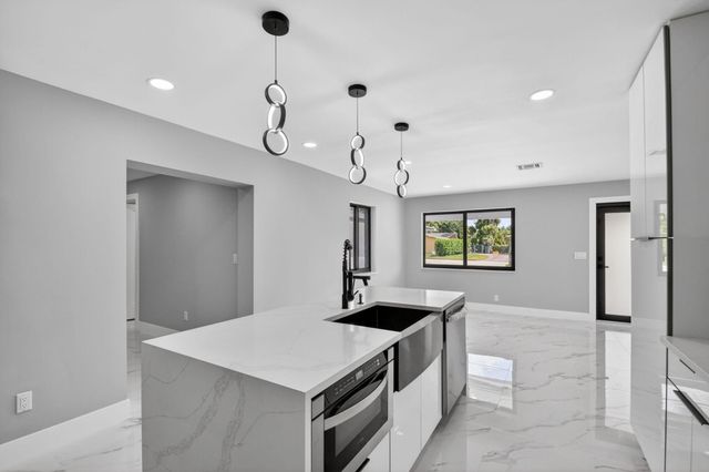 3192 Riddle Road, West Palm Beach, FL 33406