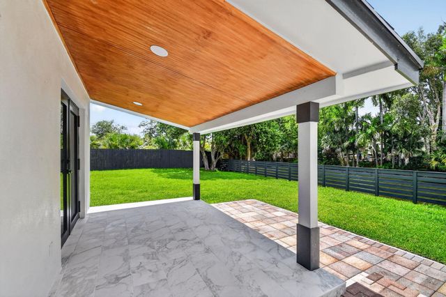 3192 Riddle Road, West Palm Beach, FL 33406