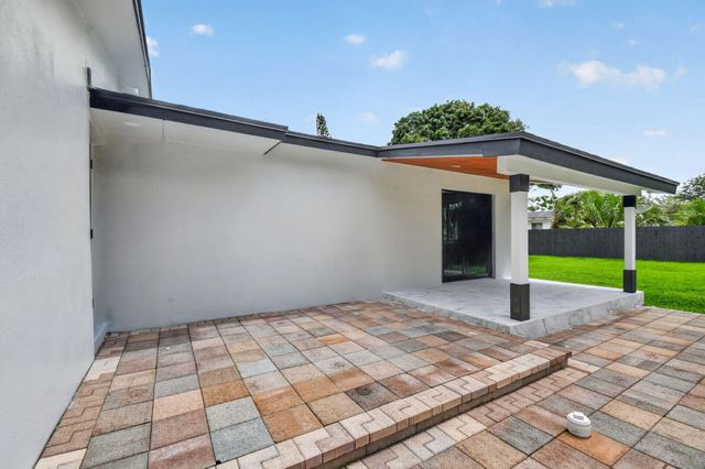 3192 Riddle Road, West Palm Beach, FL 33406