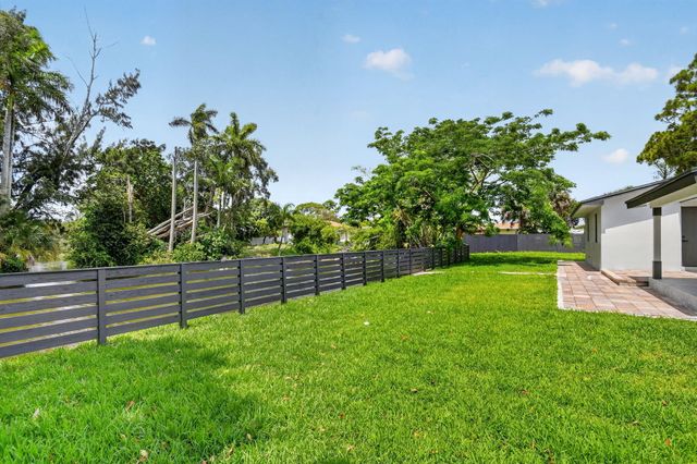 3192 Riddle Road, West Palm Beach, FL 33406