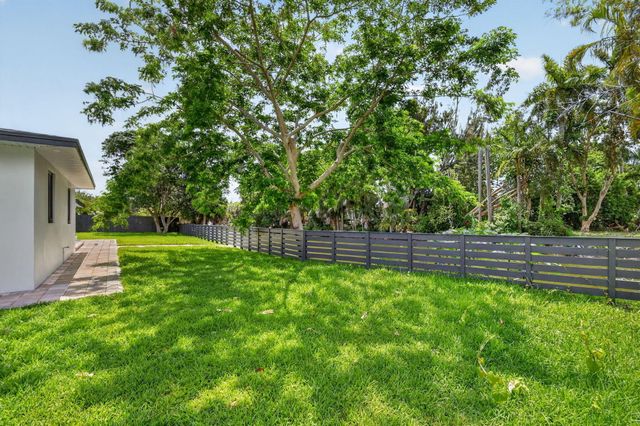 3192 Riddle Road, West Palm Beach, FL 33406