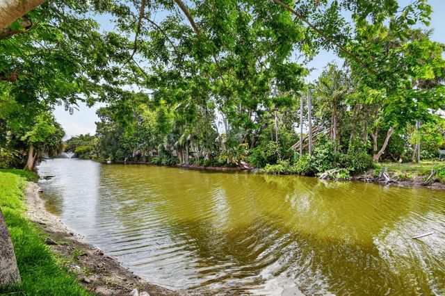 3192 Riddle Road, West Palm Beach, FL 33406