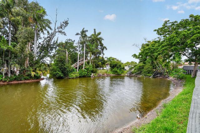 3192 Riddle Road, West Palm Beach, FL 33406