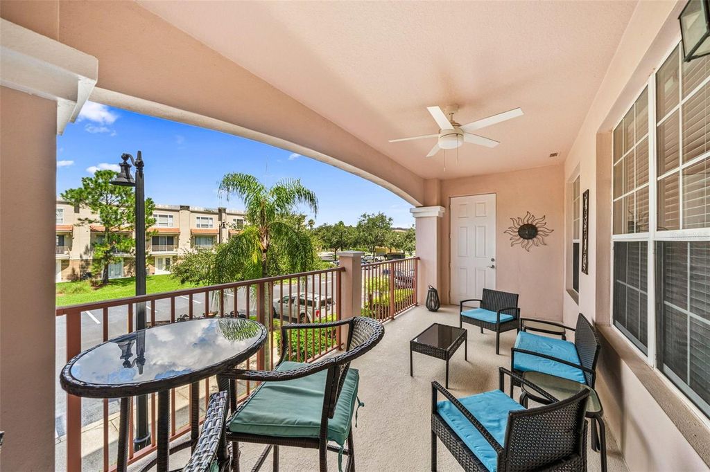 Image 27 of property listing at 5037 SHOREWAY LOOP 202, Orlando, FL 32819