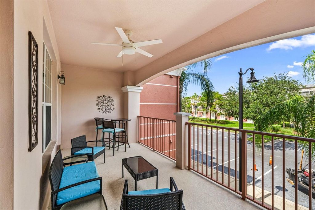 Image 28 of property listing at 5037 SHOREWAY LOOP 202, Orlando, FL 32819