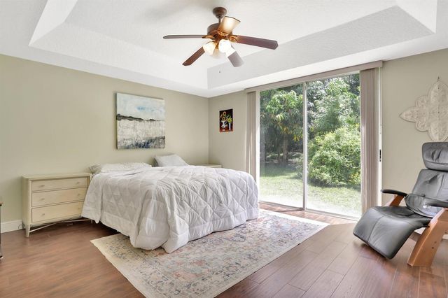 6702 NW 80th Manor, Parkland, FL 33067