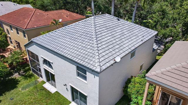 6702 NW 80th Manor, Parkland, FL 33067