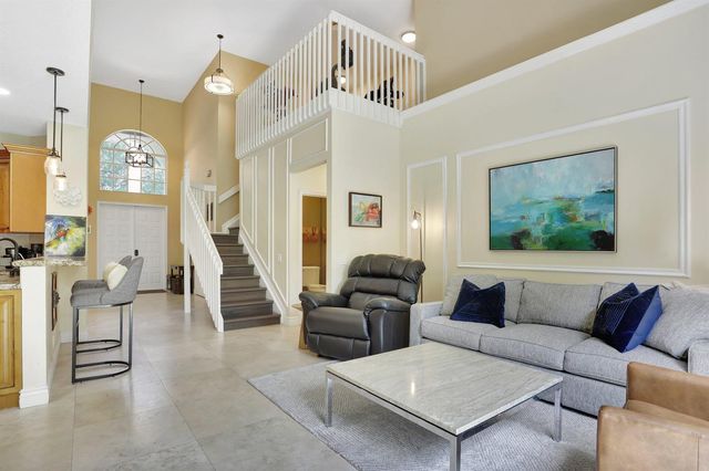6702 NW 80th Manor, Parkland, FL 33067
