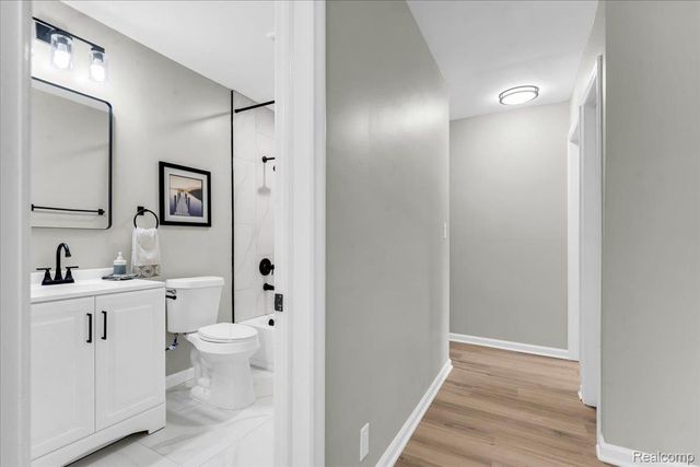 19039 Elsmere Avenue, Eastpointe, MI 48021