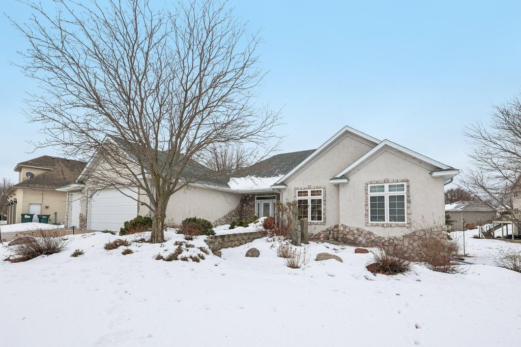 10590 Alamo Street NE, Blaine, MN 55449