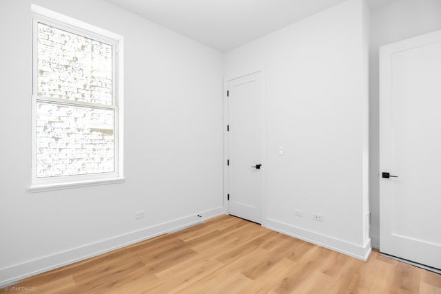 2113 N Kenmore Avenue 2, Chicago, IL 60614