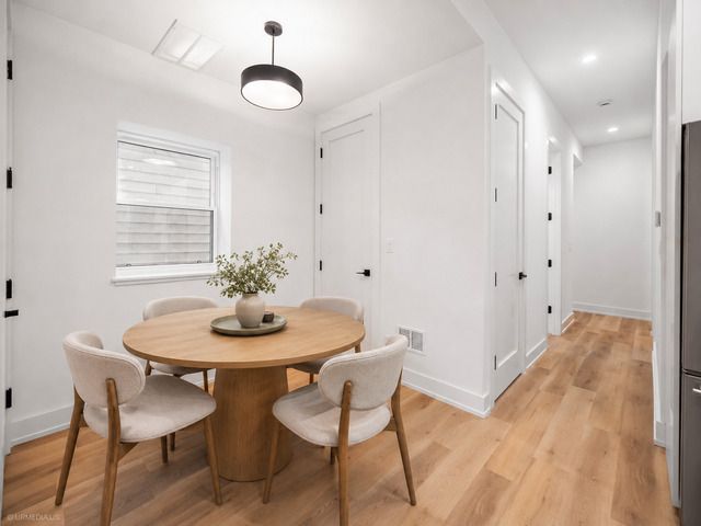 2113 N Kenmore Avenue 2, Chicago, IL 60614