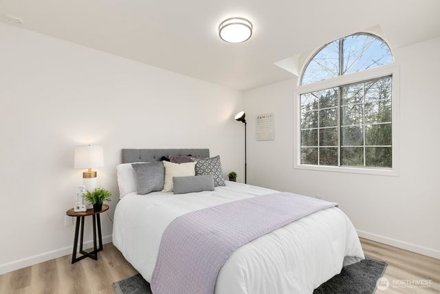 6922 128th Pl SE, Bellevue, WA 98006