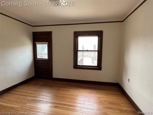 21507 Edna Street, Dearborn, MI 48124