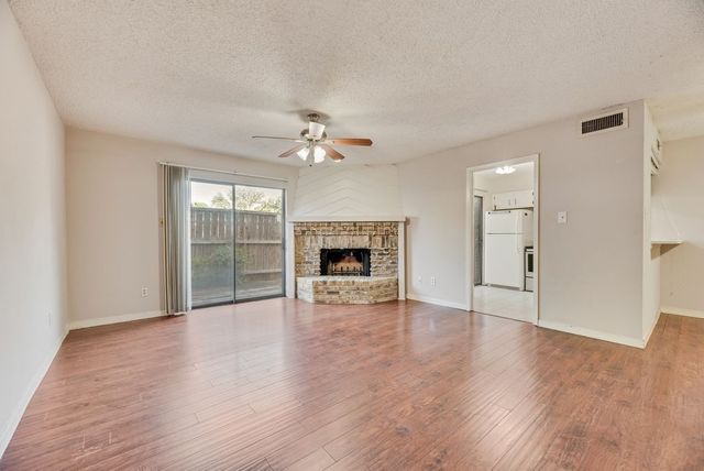 333 Melrose Drive 3B, Richardson, TX 75080