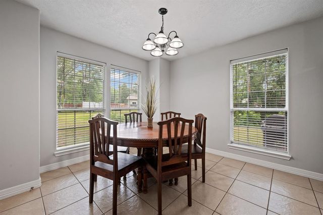 402 Eastwood Drive, Woodbranch, TX 77357