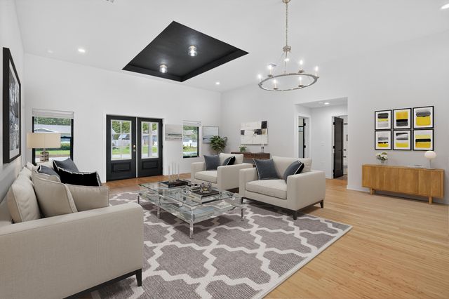 115 Ridgewood Avenue, Mary Esther, FL 32569