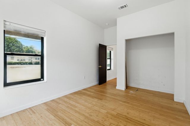 115 Ridgewood Avenue, Mary Esther, FL 32569