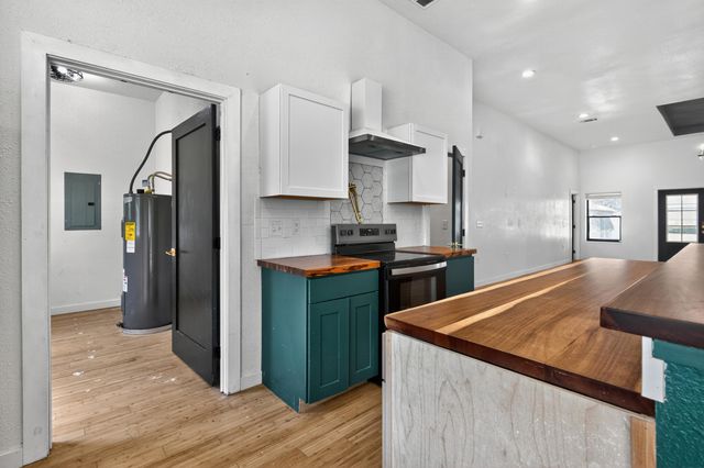 115 Ridgewood Avenue, Mary Esther, FL 32569