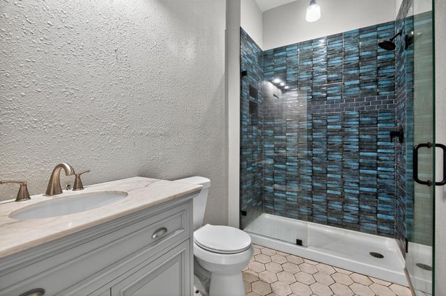 115 Ridgewood Avenue, Mary Esther, FL 32569