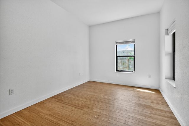 115 Ridgewood Avenue, Mary Esther, FL 32569