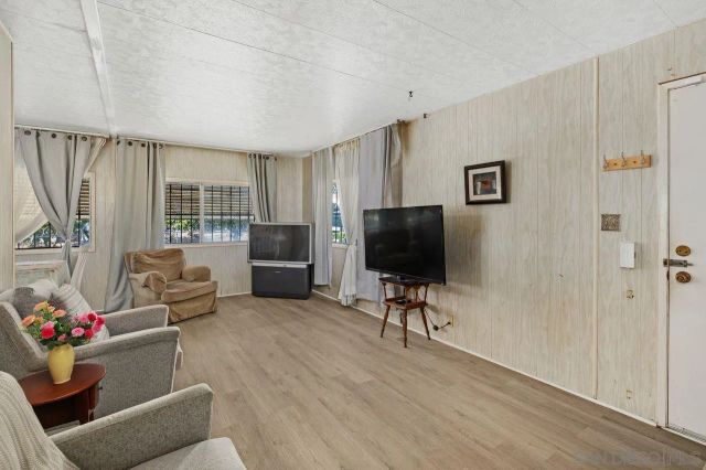 521 ORANGE AVE West 24, Chula Vista, CA 91911